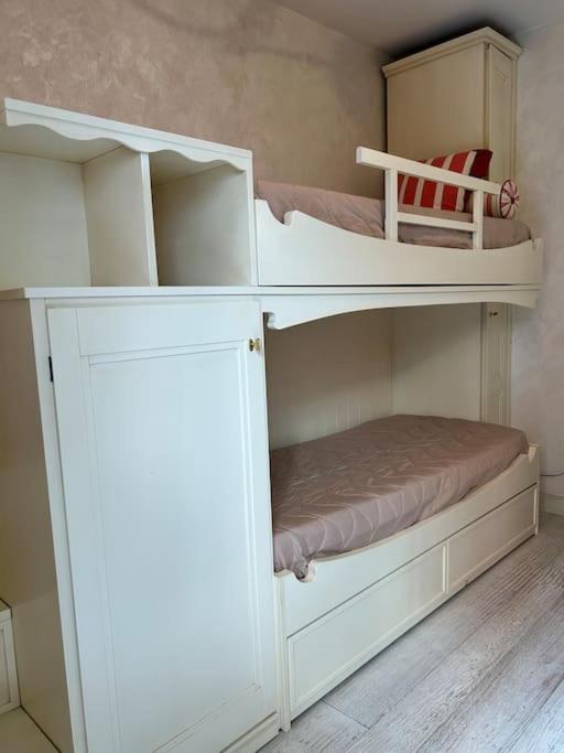 Vacanze Romane Apartment آنسيو المظهر الخارجي الصورة